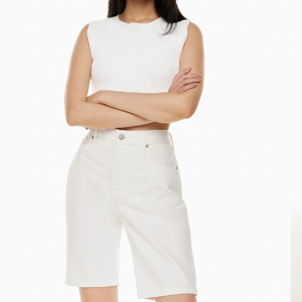 The '90s Chloe Mid-rise Bermuda Jean Short